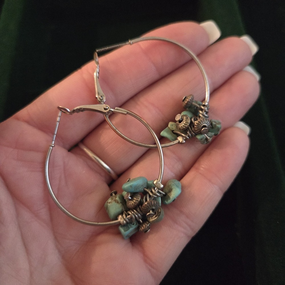 Boho Silver Tone Hoop Earrings Turquoise Chip Cluster Beads Western Earthy Gypsy